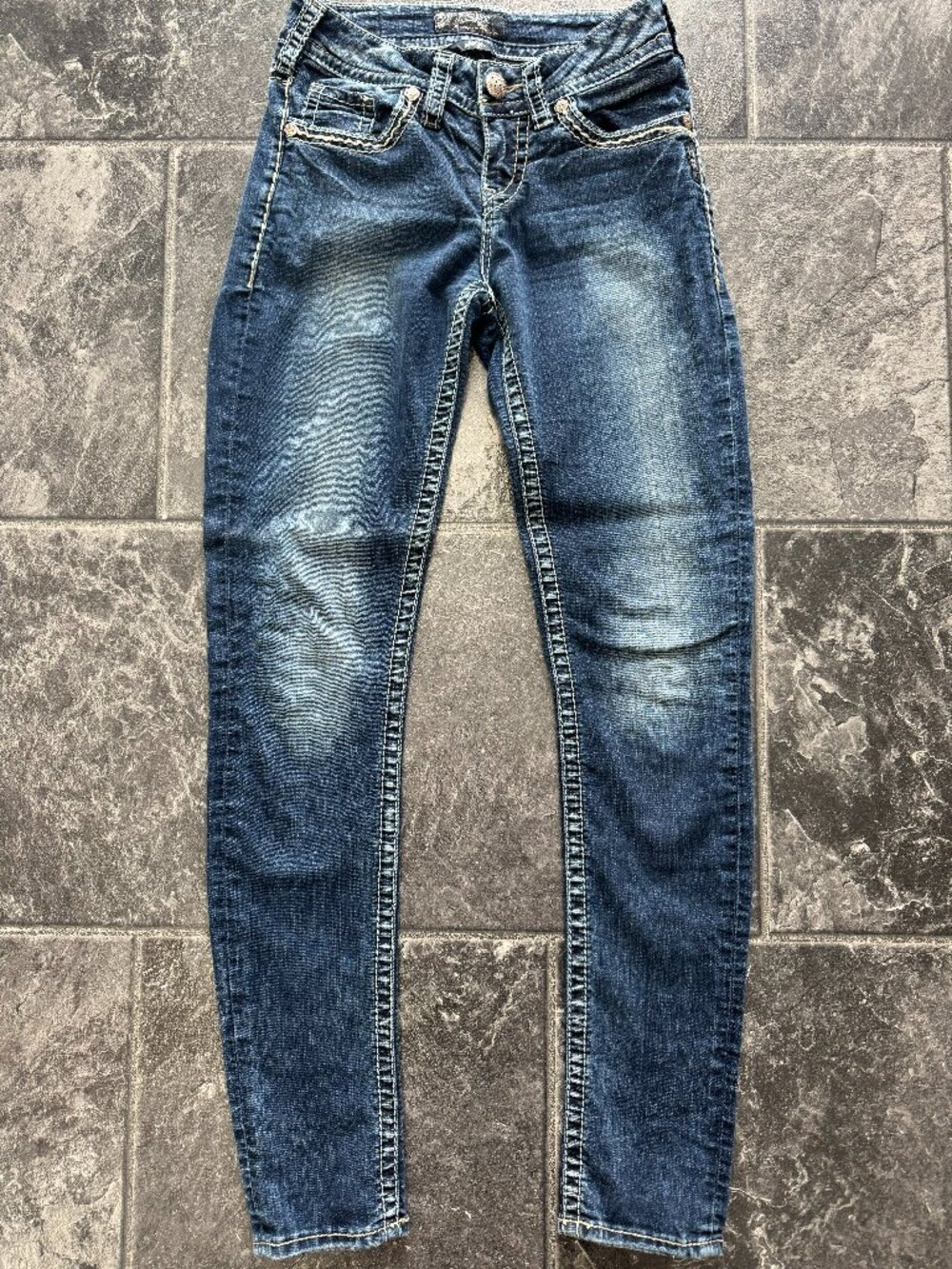 Silver Suki Skinny Jean